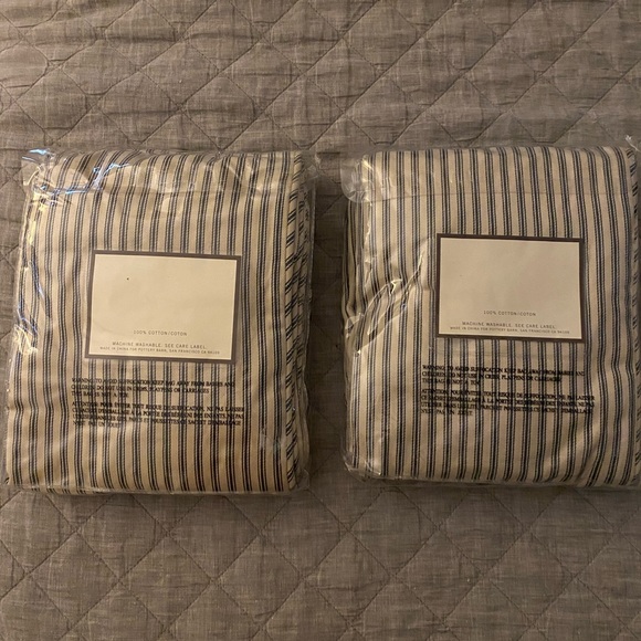 Pottery Barn Bedding New Pottery Barn Daybed Covers Poshmark